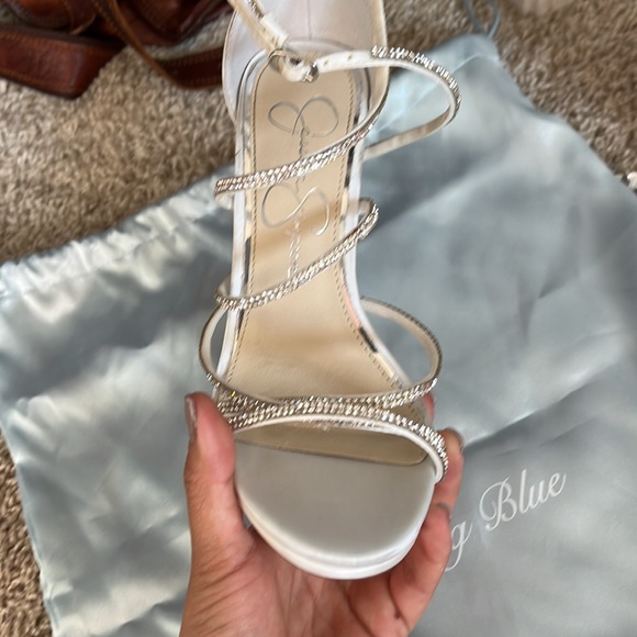 USED wedding heels! They are beautiful - Picture 7 of 8